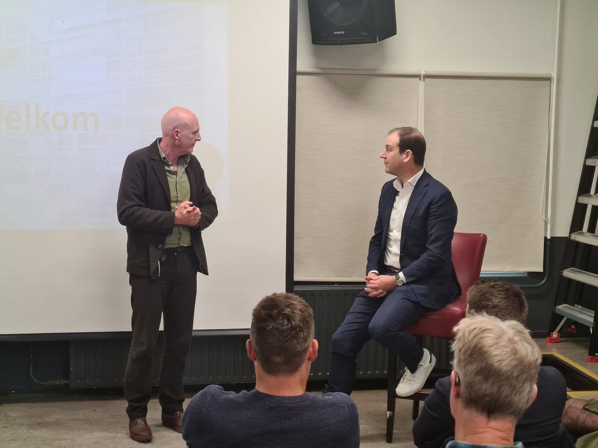 Hans van Ammers tweet media