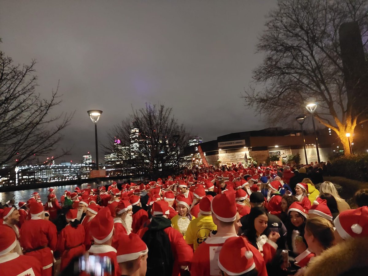 Age UK Wandsworth (@ageukwandsworth) on Twitter photo Well done to Georgie and her amazing efforts running for <a href="/AgeUKWandsworth/">Age UK Wandsworth</a> at Santa in the City! 🏃♀️🎅There still time to sponsor her ageukwandsworth.enthuse.com/pf/georgie-log… #santainthecity #funruninthecold #FestiveFun #agewellwandsworth <a href="/WandsworthTown/">Wandsworth Town BID</a> <a href="/BatterseaBeat/">BatterseaBeat</a> <a href="/wandbc/">Wandsworth Council</a> Well done to Georgie and her amazing efforts running for <a href="/AgeUKWandsworth/">Age UK Wandsworth</a> at Santa in the City! 🏃♀️🎅There still time to sponsor her ageukwandsworth.enthuse.com/pf/georgie-log… #santainthecity #funruninthecold #FestiveFun #agewellwandsworth <a href="/WandsworthTown/">Wandsworth Town BID</a> <a href="/BatterseaBeat/">BatterseaBeat</a> <a href="/wandbc/">Wandsworth Council</a>