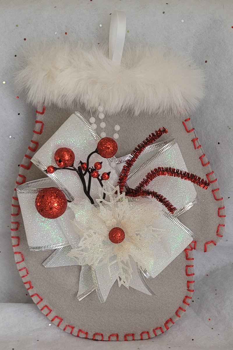 plushandco's tweet photo. Marché de Noël 🎄 

Ce week-end je fais mon 1er Marché de Noël ⛄️
Vous pourrez me retrouver de 9h à 18h à la Salle des Fêtes d'Eslettes 
Voici quelques photos de ce que vous pourrez trouver sur mon stand 🎅
Des commandes seront possibles selon le stock 🎁 https://t.co/cks3qBFrym