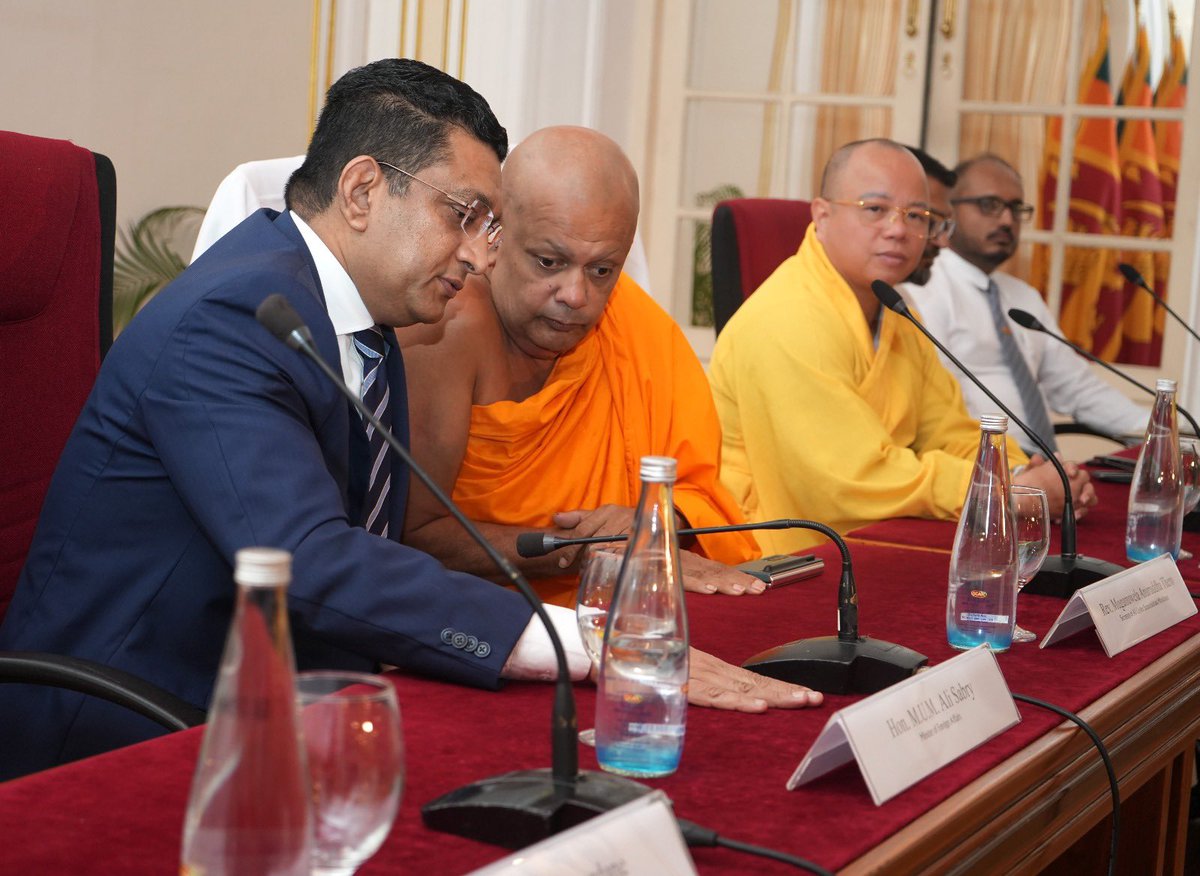 alisabrypc's tweet photo. Pleased to be joined by @TharakaBalasur1 at a press briefing held at @MFA_SriLanka today on the Temple to Temple Diplomacy Programme, with the participation of Vietnamese Buddhist Delegation. Under this program, #SriLanka intends on promoting a Buddhist trail of tourism amongst 🇱🇰 and @ASEAN countries.