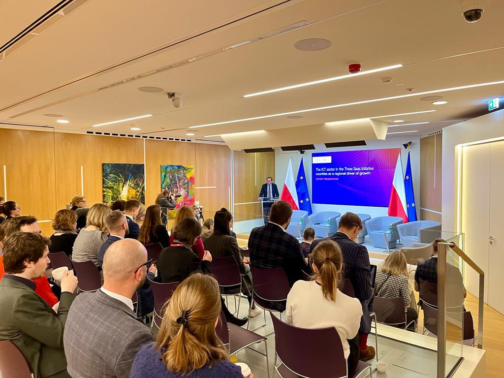 PLintheEU's tweet photo. Investing and developing proper ICT sector grounds is vital for stronger and competitive 🇪🇺.

At the 🇵🇱 #PermRep, Amb. Andrzej Sados opened a panel discussion followed by the presentation of the report "The ICT Sector in the Three Seas Initiative as a Regional Drive for Growth". https://t.co/HtySEo10MC