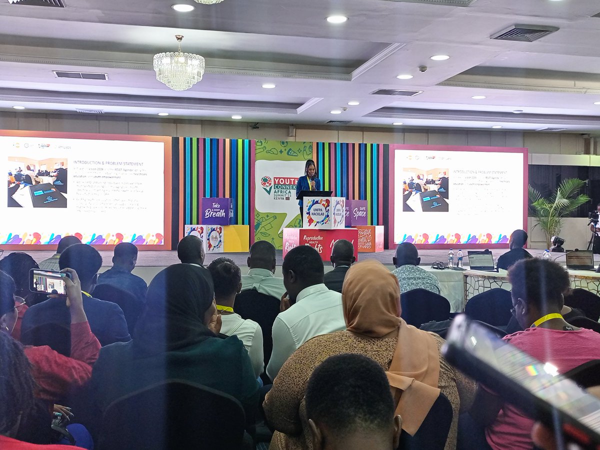 Kish_Michael01's tweet photo. Youth taking lead in innovation for the attainment of quality SRHR. This is what @UNFPA is supporting at the ongoing Youth Connect Summit.
#UNFPAHackLab https://t.co/tSaPCBkw7l
