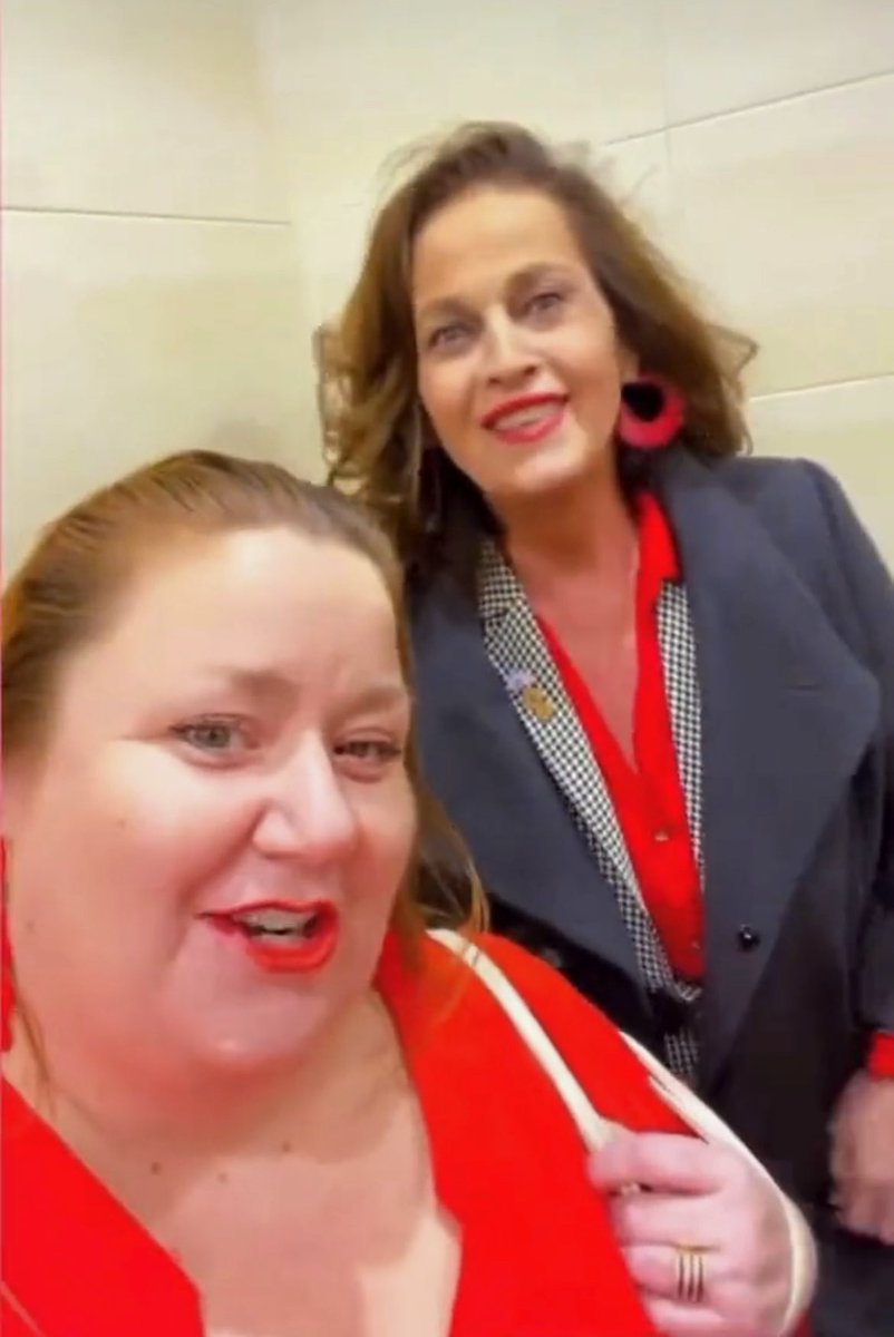 Carla Antonelli / 🏳️‍⚧️☂️ tweet media