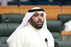 النائب الفاضل <a href="/Jarrahalfouzan/">جراح خالد الفوزان</a> على التحركات الداخلية بشأن الموضوع 
#الجمع_بين_الوظيفه_والدراسه 
تُشكر عليها وعلى سعيك لازلنا وسنستمر في المطالبة 

التجاوزات التي تحدث في التعليم العالي وما يحدث في هذا المبنى وقرار 2019/2  لا يرضي شريحة كبيرة من اخوانك واخواتك 
وكلنا ثقة فيك بو