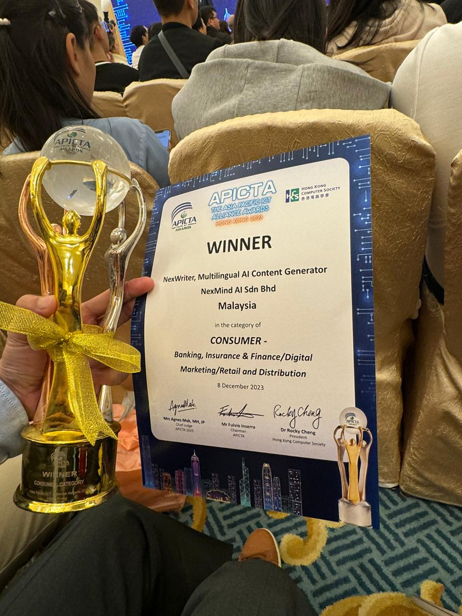 NexMind_AI's tweet photo. 🏆Proudly Announce: 🎇NexMind, The WINNER of 
@apicta Asia Pacific ICT Alliance - apicta 2023 representing Malaysia🌏🇲🇾 

🌟Category Victory: Consumer-Digital Marketing

@apictaap #asiapacific #APICTA #APICTA2023 #apictaawards #awards #digitalmarketing #ai https://t.co/QVG54PTV0v