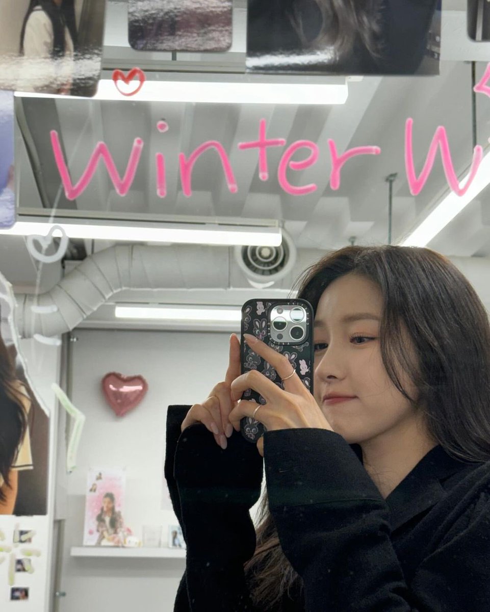 ksjupdates's tweet photo. 231208 | onedayxne instagram update
 #SOWON #소원 #김소원 https://t.co/gc6iuofomM