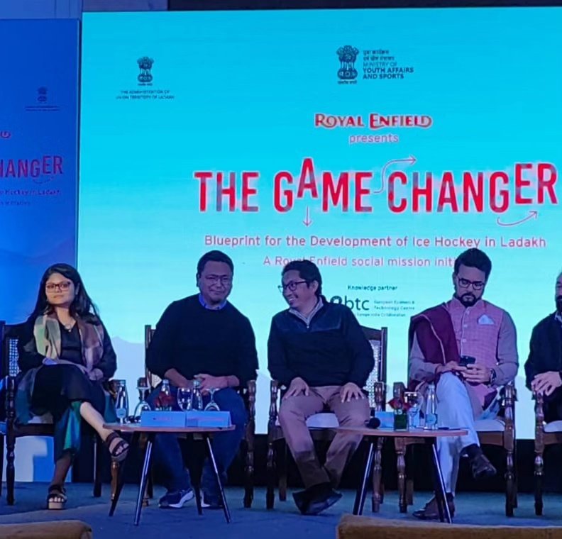 drassonline's tweet photo. Royal Enfield Presents #icehockey
The Game Changer, Blueprint for the Development of ice hockey in Ladakh, 
A Royal Enfield social mission initiative. @icehockeyindia @royalenfield @lg_ladakh @LadakhSecretary @drajaffer @noorjahan_1 @Aminpolo9 https://t.co/olXUto5l3D
