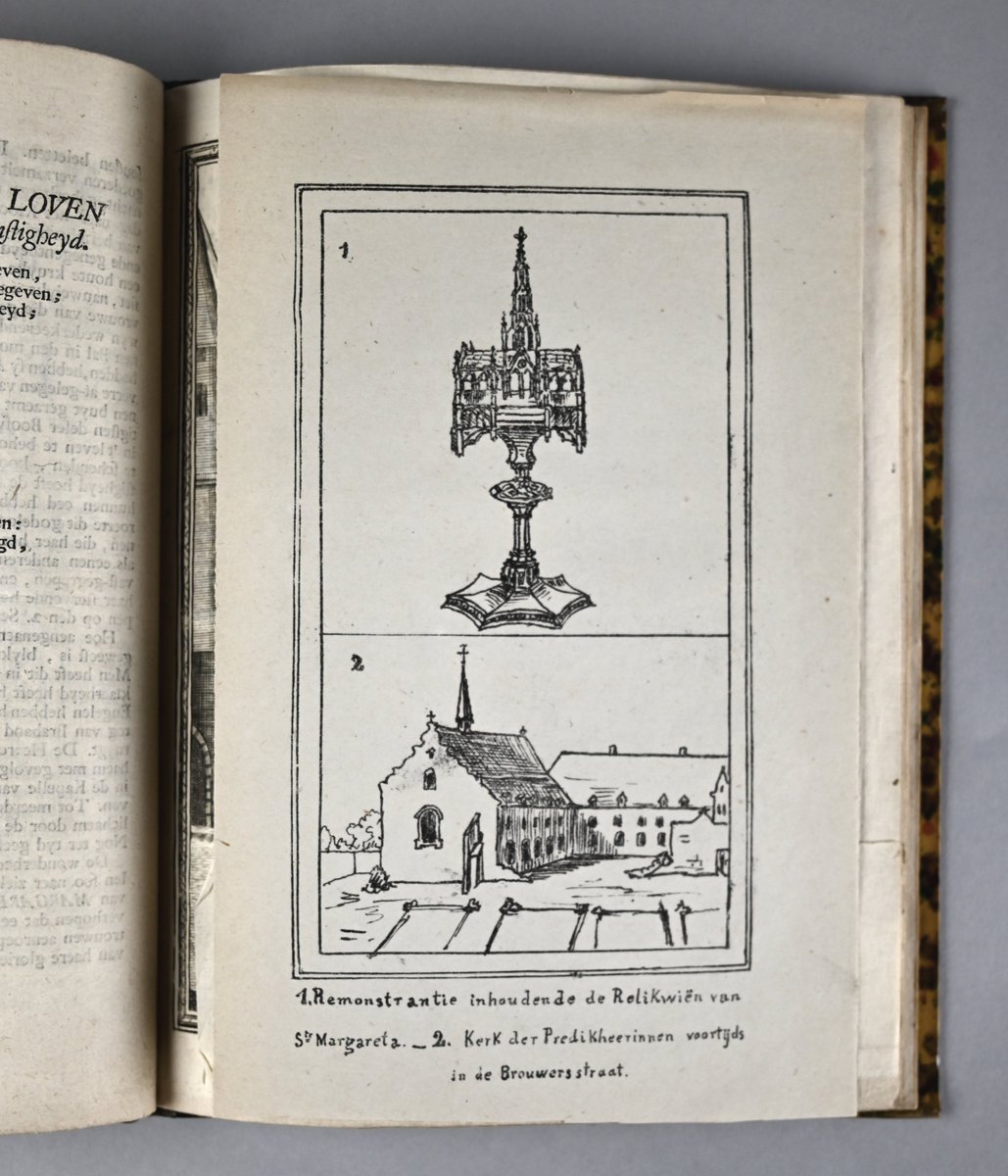 FlemishArtCollection (@vlaamsekunstcol) on Twitter photo Een recente ontdekking in de collectie van <a href="/M_useumLeuven/">M Leuven</a> is een verzamelband waarin oude drukken, een handschrift, prenten en zelfs een collage zijn samengebracht rond het thema van de lokale volksheilige Fiere Margriet. #leuven #collectie #mleuven 📖vlaamsekunstcollectie.be/nieuws/verzame… Een recente ontdekking in de collectie van <a href="/M_useumLeuven/">M Leuven</a> is een verzamelband waarin oude drukken, een handschrift, prenten en zelfs een collage zijn samengebracht rond het thema van de lokale volksheilige Fiere Margriet. #leuven #collectie #mleuven 📖vlaamsekunstcollectie.be/nieuws/verzame…
