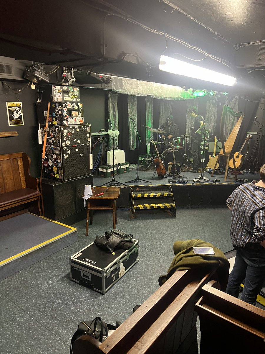 deck_doctor's tweet image. Full service and new tonearms to the hardworking turntables at The Dublin Castle. A legendary venue in Camden, fully immersed in London’s
music history books.
#Technics1210 #technicssl1210 #deck_doctor #deckdoctor #vinyl #livemusic
#technicssl1210mk #SL1210 #SL1200 #dj #decks