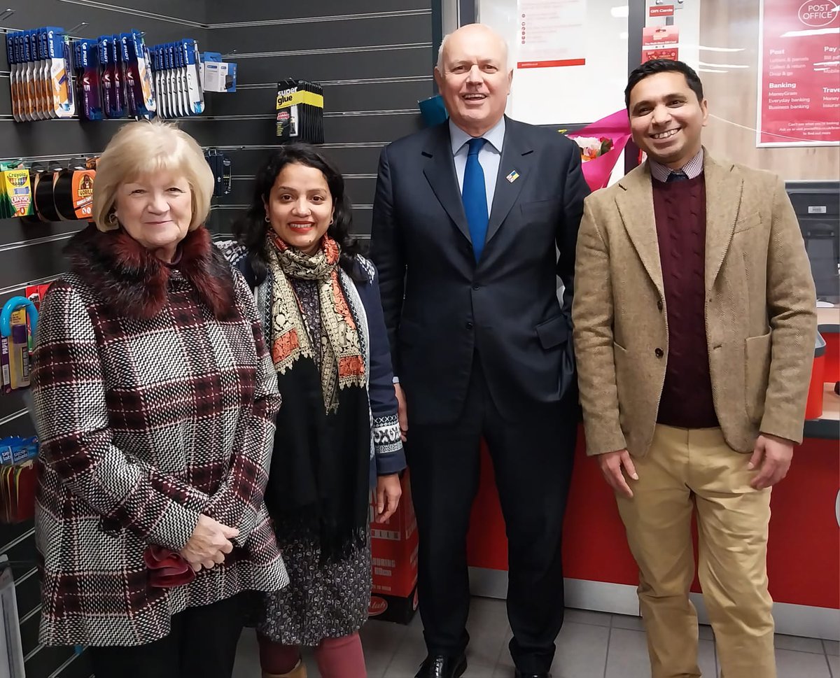 Big thanks to @MPIainDS for officially opening South Woodford Post Office alongside Postmaster Sam Sarwar and his wife Hafna. This is Postmaster Sam's second Post Office. With three counters, this branch is open Monday - Saturday providing convenient cash, mail & travel services.