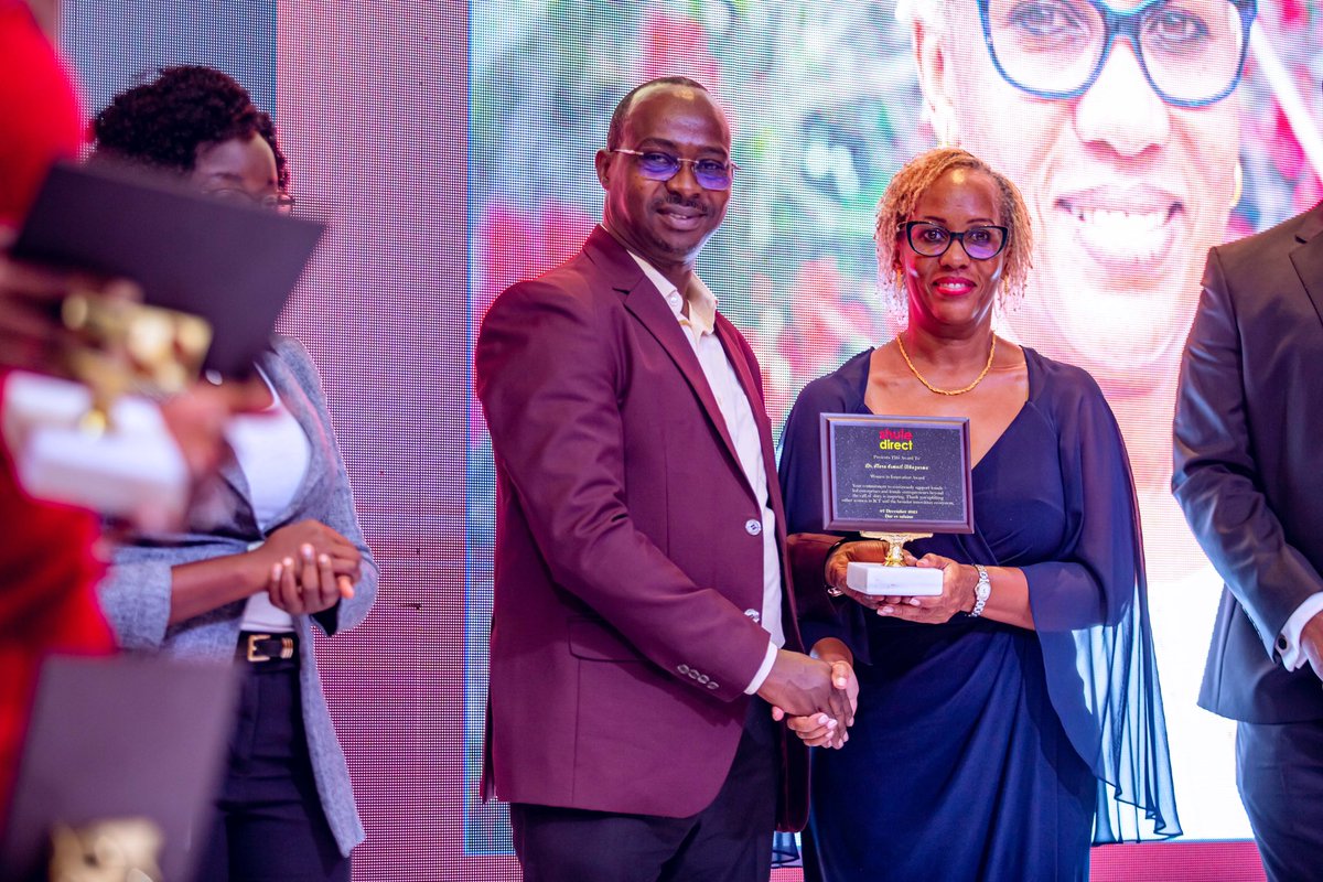 ShuleDirect's tweet photo. It was a very exciting moment to honor exceptional contributions in innovation, technology and digital learning on our 10th anniversary.

 @TanzaniaSA @SegalFoundation 

#KumiYaElimuKidijitali
#EdTechDecade
#DecadeOfDigitalLearning
#DecadeOfDigitalEducation https://t.co/yzY32KA6Ma