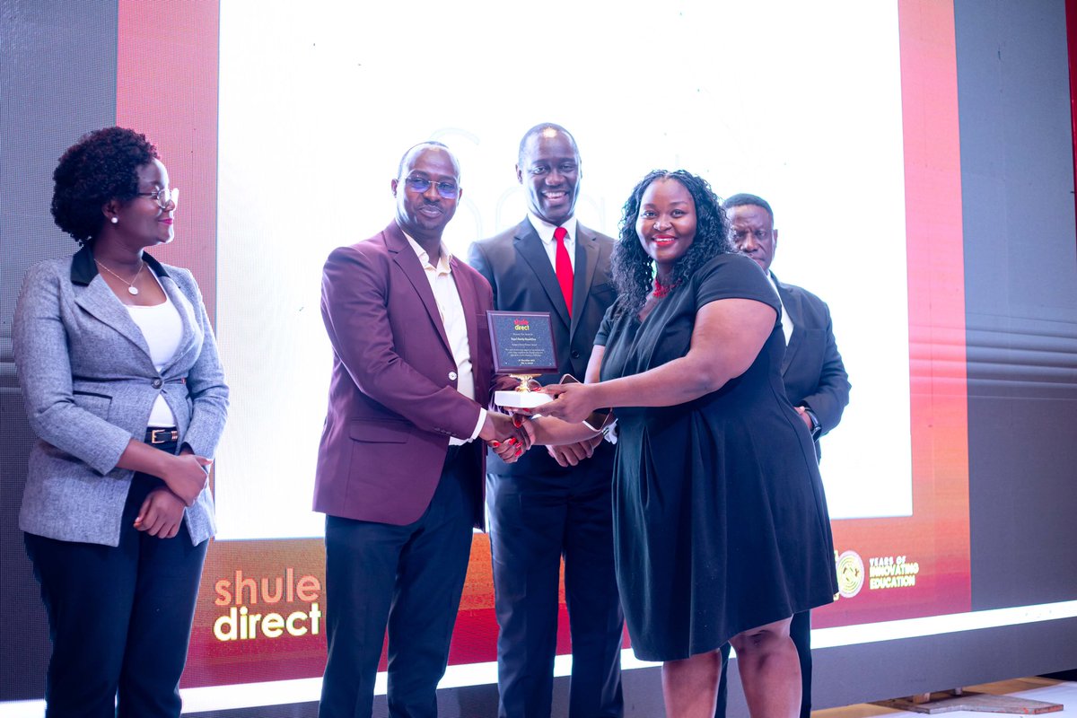 ShuleDirect's tweet photo. It was a very exciting moment to honor exceptional contributions in innovation, technology and digital learning on our 10th anniversary.

 @TanzaniaSA @SegalFoundation 

#KumiYaElimuKidijitali
#EdTechDecade
#DecadeOfDigitalLearning
#DecadeOfDigitalEducation https://t.co/yzY32KA6Ma