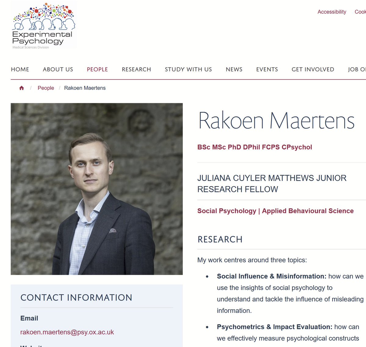 Many congratulations to Dr @RakoenMaertens who started this year as the Juliana Cuyler Matthews Research Fellow at @UniofOxford @NewCollegeOx where he'll be continuing his leading research on psychometrics, influence & misinformation! 👏 psy.ox.ac.uk/people/rakoen-…