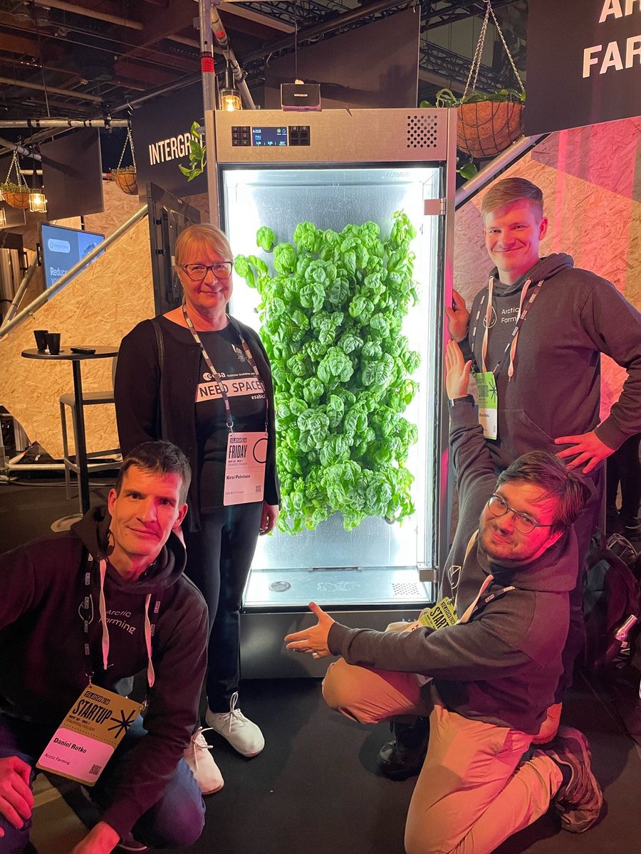 🛸 Slush came to an end, but ESA BIC Finland is not going anywhere!

Representatives from ESA BIC Finland were at the event, as well as <a href="/ArcticFarming/">Arctic Farming</a>, one of our current portfolio companies.

👩‍🚀 Check out their brand new website: arcticfarming.io

#slush #esabicfinland
