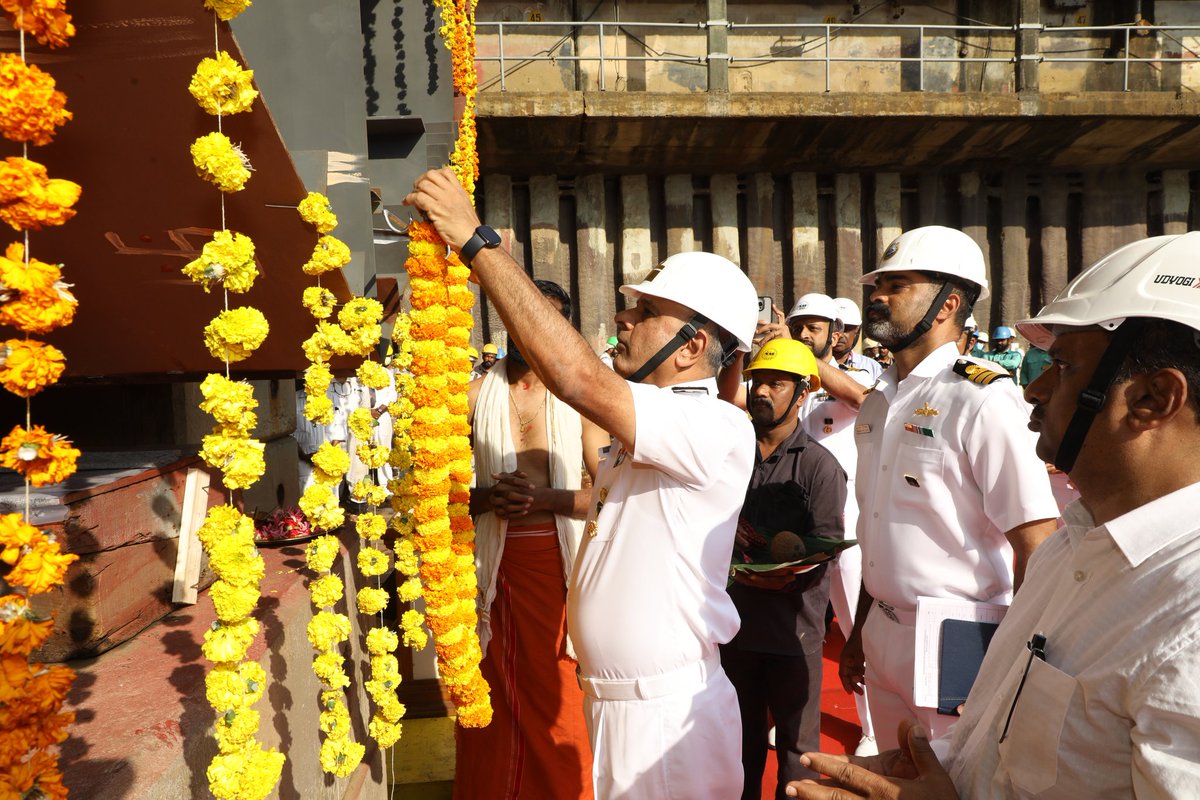 indiannavy's tweet photo. Keel laying of #Malpe &amp; #Mulki, the 4th &amp; 5th ASW Shallow Water Craft under constn by @cslcochin was presided by RAdm Jaswinder Singh, Chief of Staff, @IN_HQSNC &amp; RAdm Subir Mukherjee, Admiral Superintendent, NSRY(Koc) on #08Dec 23, in presence of Shri Madhu S Nair, CMD, CSL. https://t.co/Q7mK70hfo2