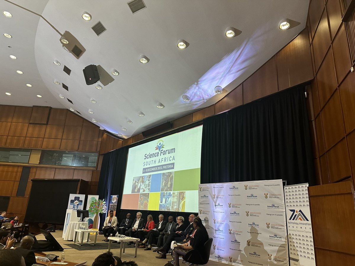 Thashree Marimuthu (@thashreem) on Twitter photo Panel discussion on partnerships. For example fostering more industrial pharmacists. <a href="/WitsADDP/">WADDP - Wits University</a> #SFSA
#SFSA2023
#ScienceSavingLives
#Itspossible
#SDCfA
#DSI
#CSIRICC Panel discussion on partnerships. For example fostering more industrial pharmacists. <a href="/WitsADDP/">WADDP - Wits University</a> #SFSA
#SFSA2023
#ScienceSavingLives
#Itspossible
#SDCfA
#DSI
#CSIRICC