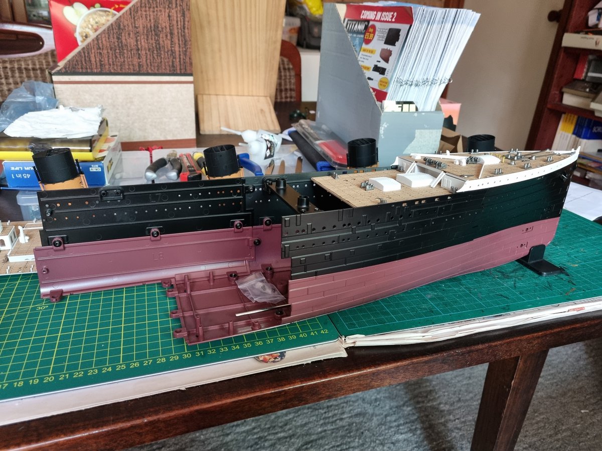 skyfire747's tweet photo. @TrainTimesEB Update for Titanic. I still have some reflective tape to install in the superstructure. https://t.co/3Md5yOLcZ8