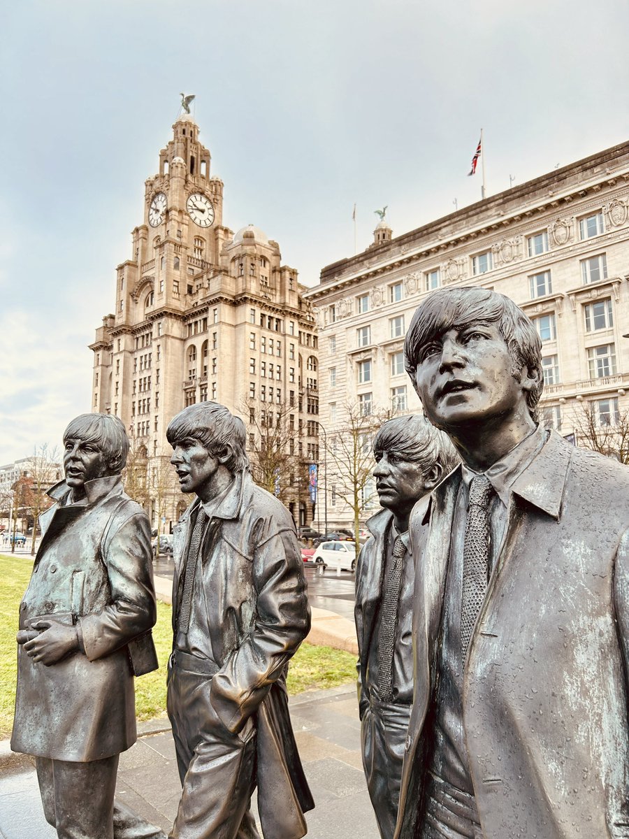 Today we remember John Lennon 🕊️🤍
