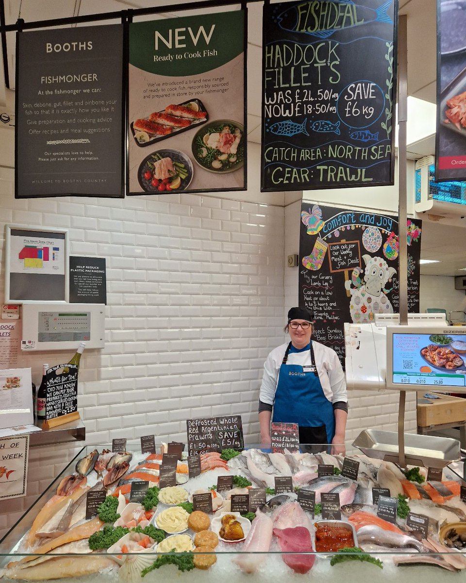 BoothsCountry's tweet photo. Fish Friday! Visit the Fishmonger this weekend for:
Haddock Fillets now £1.85/100g (£18.50/kg), ends 12.12.23
Carolyn at Longridge https://t.co/mRiiKLRx15