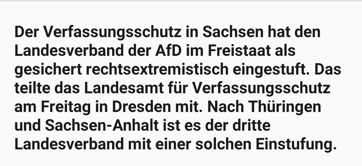 Free_Bruddli's tweet photo. Wasser isch nass. https://t.co/N76oqmQuIp