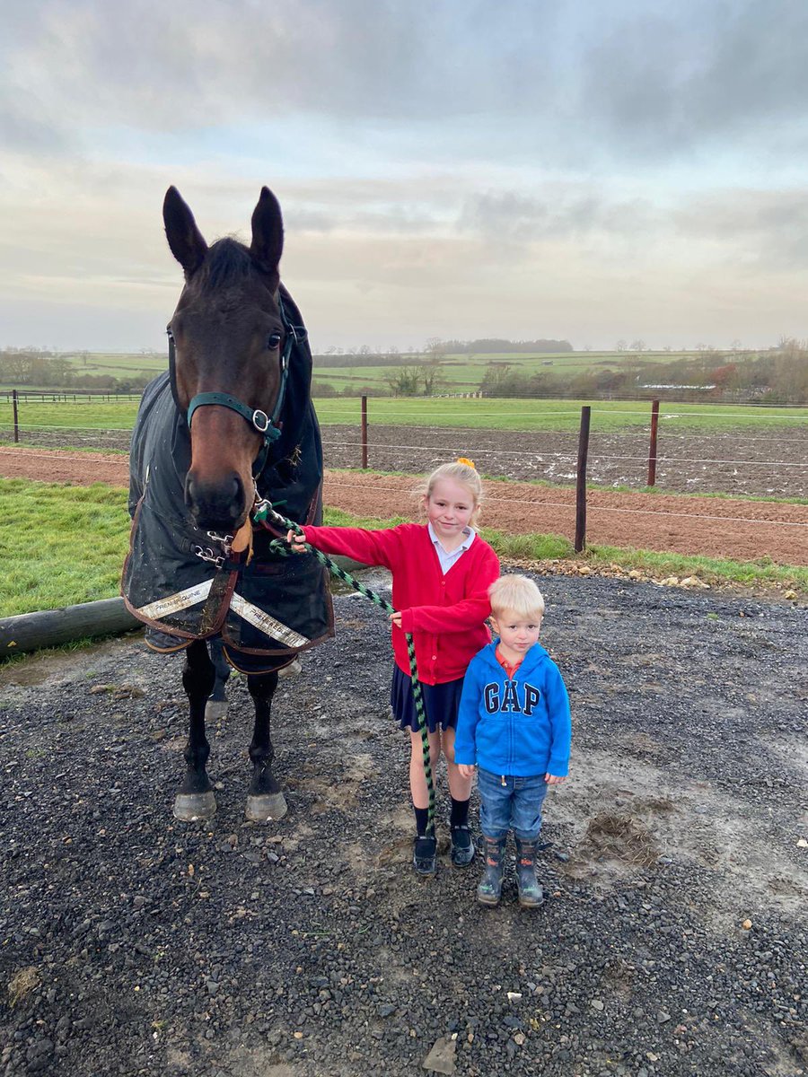 Laura Morgan Racing tweet media