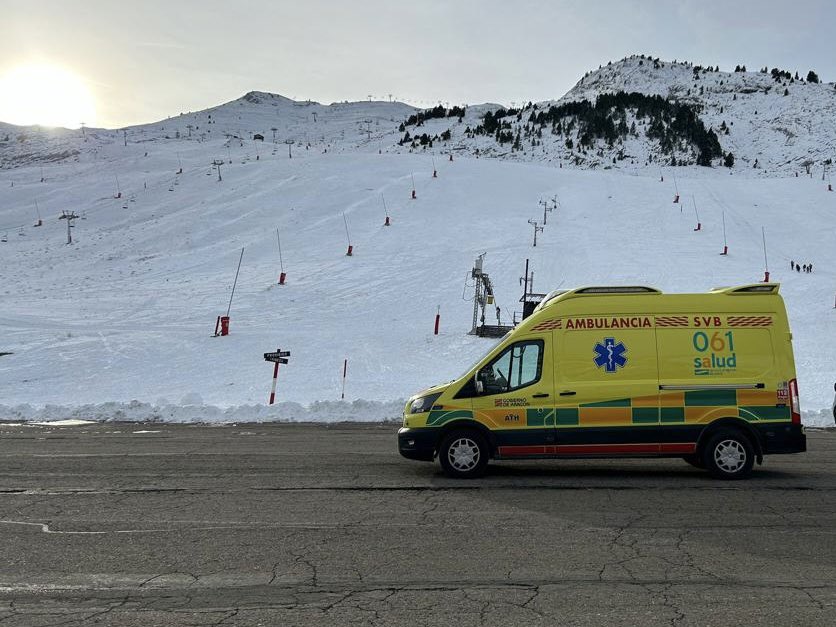 Los nuevos vehículos 4x4 de <a href="/Amb_Tenorio/">Ambulancias Tenorio</a> ya prestan servicio en las nieves de Aragón.
