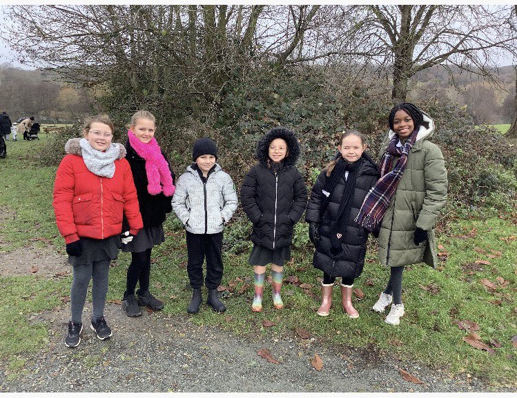 agjsschool's tweet photo. Some of our year 6 and year 2 children went on a very special trip yesterday to help the younger members of our local community. We fed the reindeer and helped Father Christmas give out some early presents. They must all be on the good list! 
#agjs #agjpshe #agjcommunity https://t.co/OUwYBRt2T7