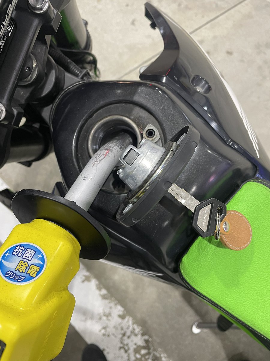 maedonblog's tweet photo. リアル燃費

151.8km÷6.38L=23.79km/L

寒いと燃費悪いな😳

D-TRACKER X

#Dtracker #Dtrackerx ＃klx250 #モタード #kawasaki #リアル燃費 #バイク乗りと繋がりたい #バイクメンテナンス https://t.co/NchogyQSeg