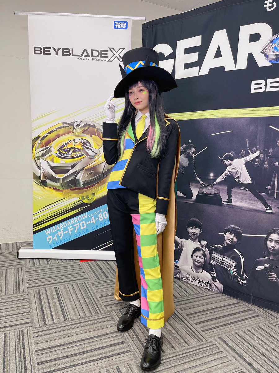 アニメ「BEYBLADE X」に登場する 【七色マルチ】の新しいコスチューム