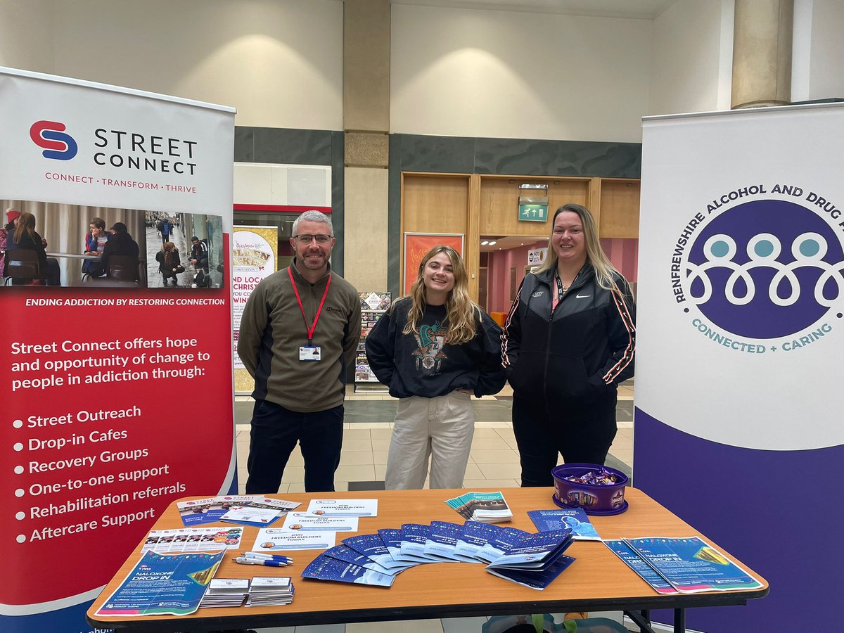 Join us today as we kick off the Renfrewshire ADP's annual Caring and Connected at Christmas campaign! Staff from Street Connect, Family Support Service and @CIRCLErhscp will be at the Piazza Centre until 2 pm, offering support, care packs, and more.