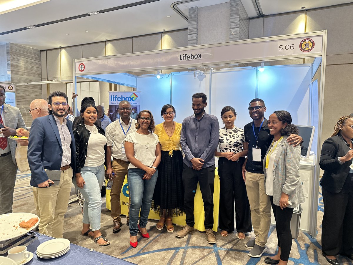 SunnyB_Alemu's tweet photo. Thank you to my colleagues @tihitena @adeyabebebekele @Hillena13 @LourdesWalusala for guiding these young professionals #TeamYellow @AmesiyasZ @AbelAsfaw23 @kal_Kass #Laltu #Rahel #Sabrina #Temesgen #Tadael thank you dedication - Proud of you guys π«Ά!
#COSECSA23 https://t.co/bQQZRE5mwF