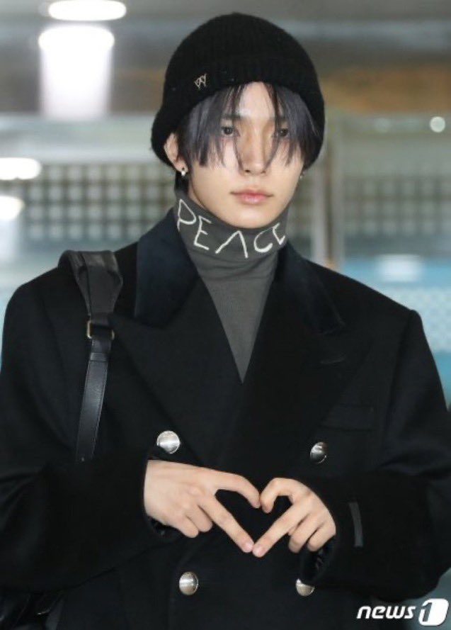 ليه شكله يموتتت كذا؟