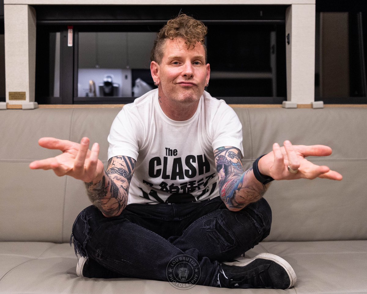 LouBrutus's tweet photo. CMFT50! Happy Birthday to good olโ Corey Taylor! #CoreyTaylor #Slipknot #StoneSour #CMFT #CMF2 #CMFT50 https://t.co/jAMXS73TRD