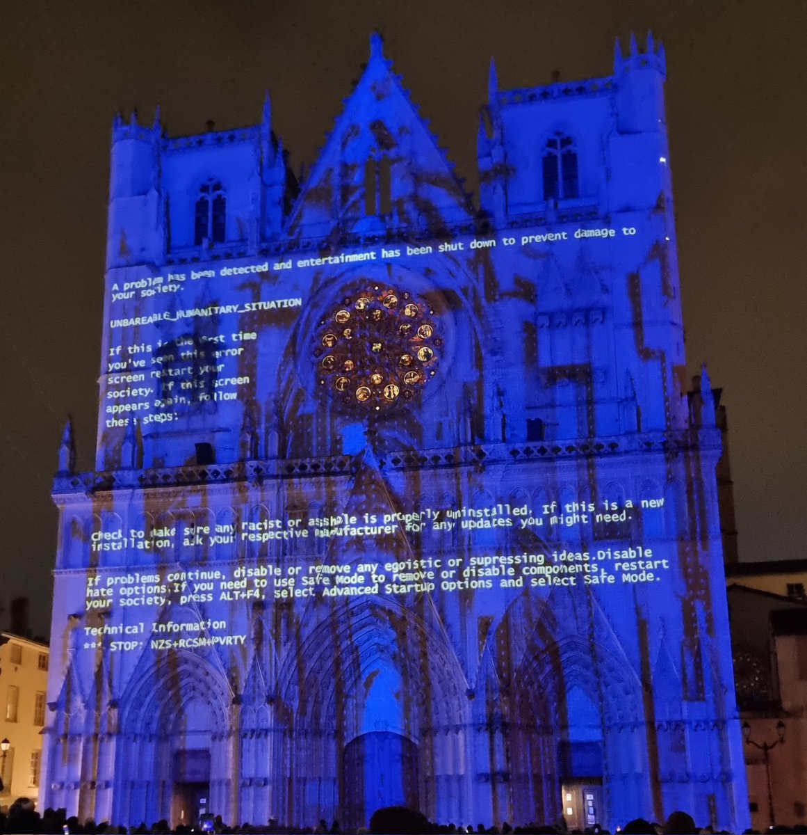 Fatal error... 😃
#FeteDesLumieres
