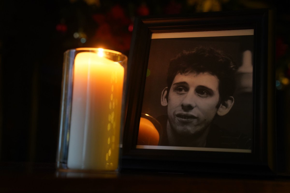 BBCNewsNI's tweet photo. The funeral of @poguesofficial frontman #ShaneMacGowan is taking place later - with a procession in Dublin, followed by a service in Tipperary,
You can follow our coverage on our live page: https://t.co/RSNkAxgF1P https://t.co/uewqynns49