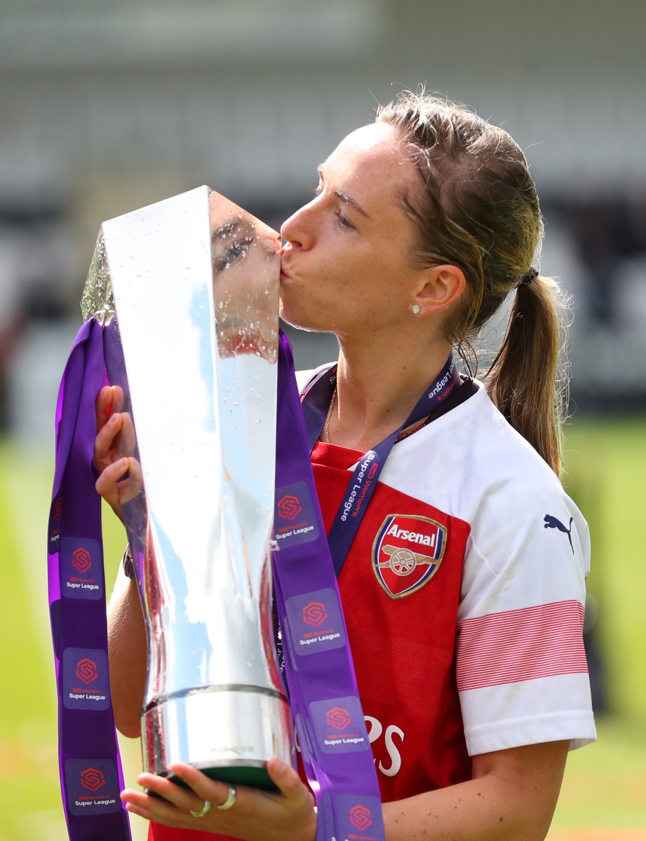 270 appearances. 81 goals. 12 titles. Happy birthday to a true Arsenal legend, @JordanNobbs8 ❤️