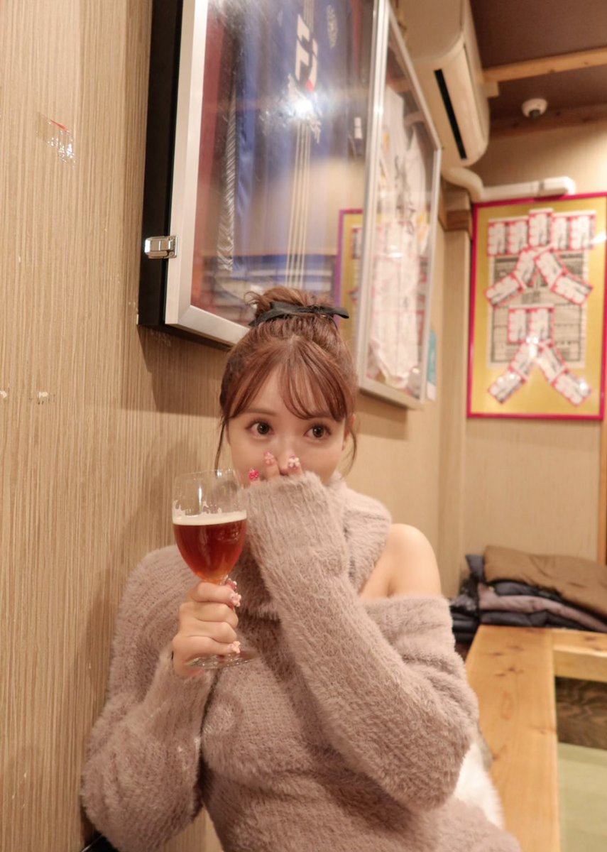 ニットワンピの酔っぱらい
あざと女には気をつけろ！！ https://t.co/zcO42xc6X4