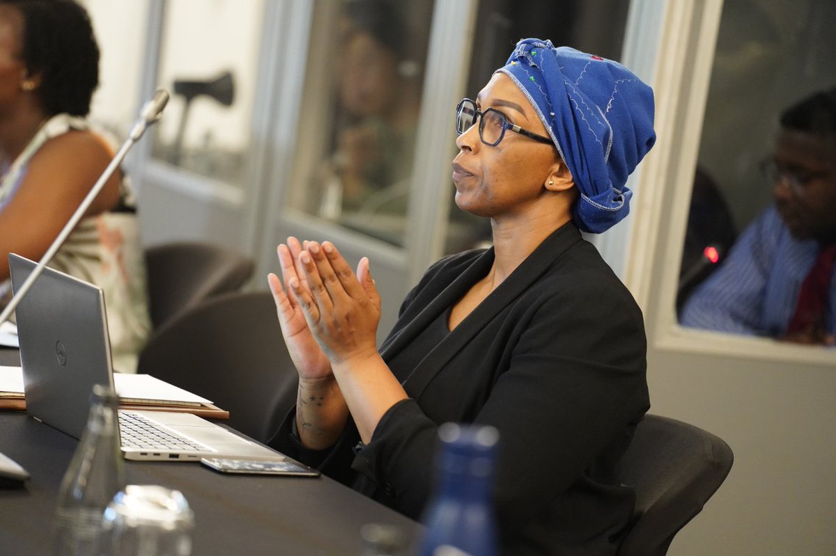 NYDARSA's tweet photo. No young person among the BRICS member states should get left behind!
Young people in their collective believe that youth are the present and the future.
#BRICSYouthCouncil #BRICSInSA #BRICS2023 #BRICSYouthZA2023 #BRICSYouthInAction #BRICSYouthLeaders #BRICSYouthInclusion #BRICSFutureNow #BRICSYouthNetwork #FridayFeeling #Mzansi #Gauteng #Johannesburg #Brazil #Russia #China #India #SouthAfrica