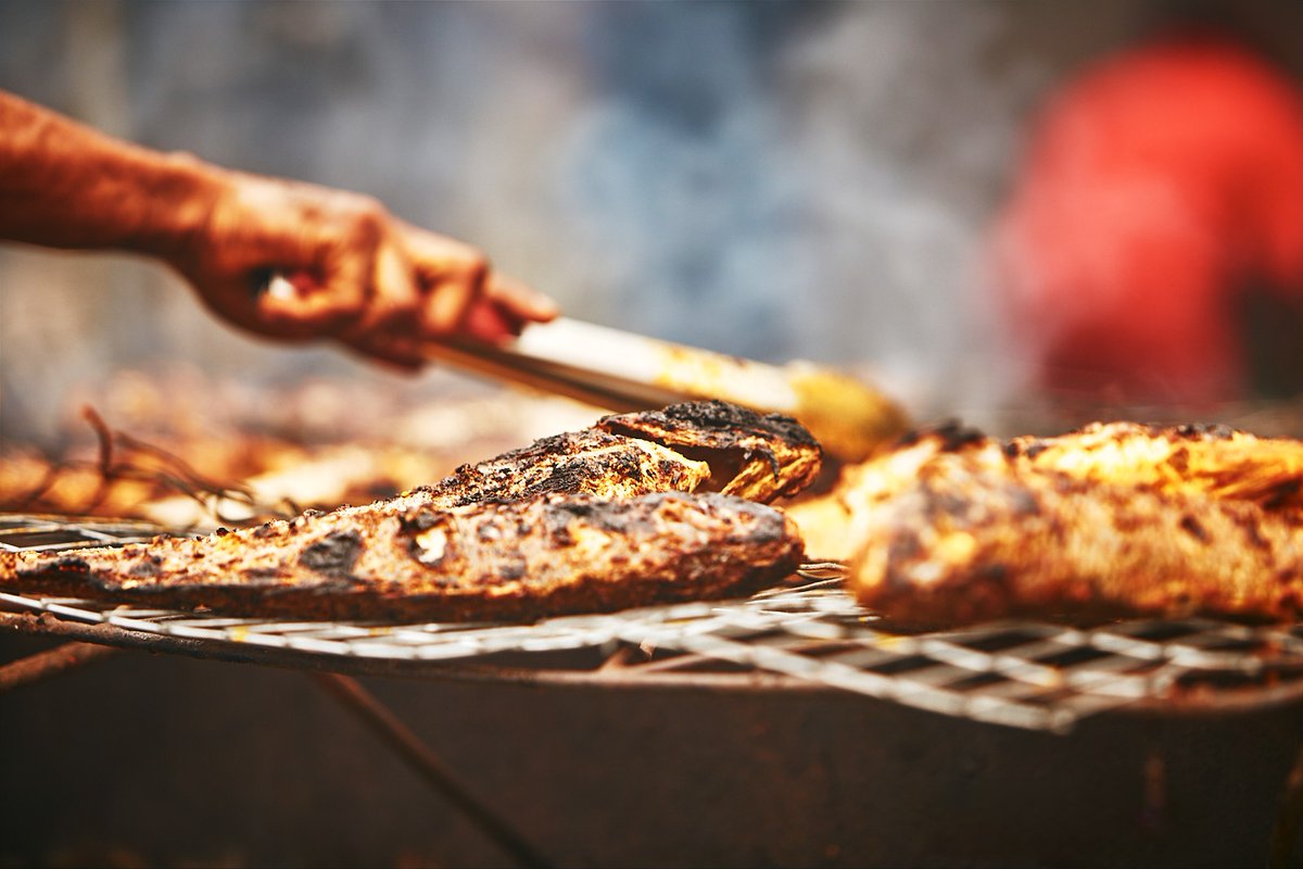 LaCasera_NG's tweet photo. Hereโs something to whet your appetite for Next Level enjoyment this season๐
What street delicacy is on your Christmas menu for Next Level December?๐
#Lacasera
#NextLevelEnjoyment #MakeNextHappen
#Ilovethisdrink https://t.co/Q12rXuwCYH