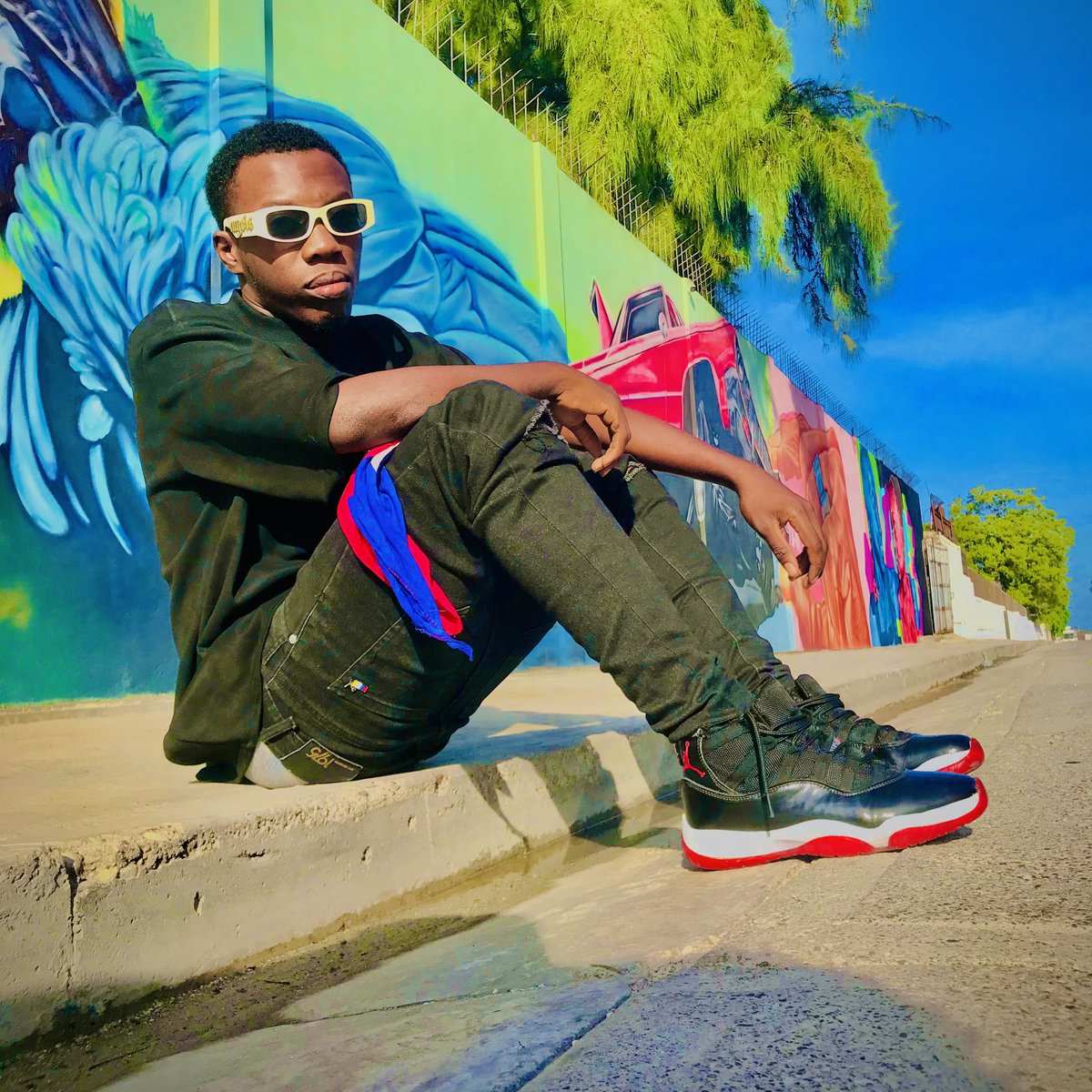 RickyPoete's tweet photo. #NouvellePhotoDeProfil https://t.co/2c6HeDZFIz
