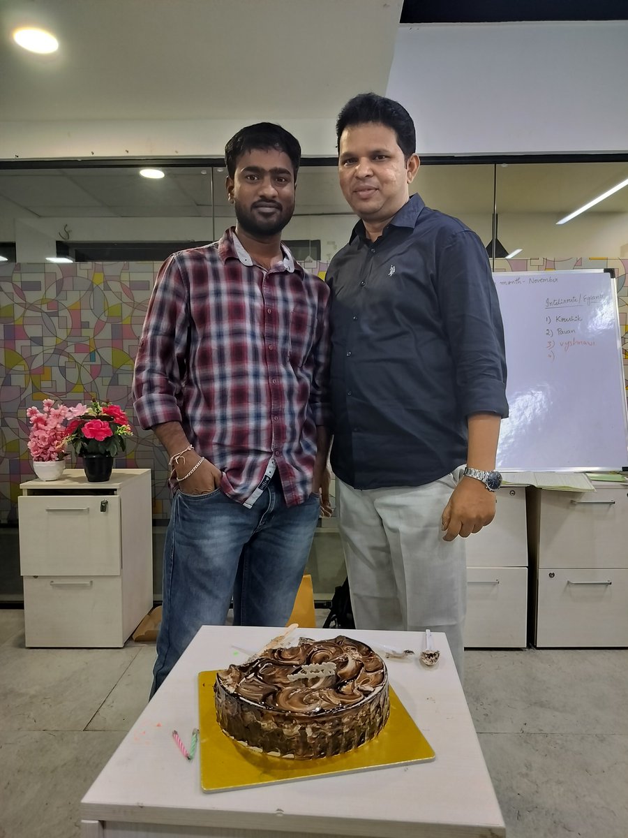 Kivyoinc's tweet photo. Let's light up the day with birthday cheer for our amazing colleague, Praveen, at Kivyo Inc. Join us in spreading smiles, laughter, and good vibes as we cheer for another fantastic year with our incredible colleague.

#BirthdayCelebration #PraveensSpecialDay #WorkplaceFestivities https://t.co/AwyDLYncVZ