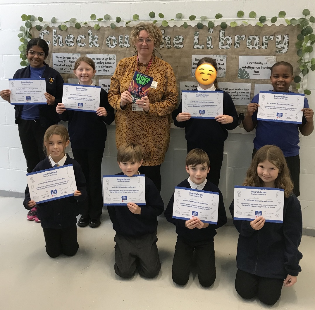 CoupalsAcademy's tweet image. Literary Champion training at Coupals with Amanda from the National Literacy Trust! #pupillibrarians #promotereading #DevelopaLoveofReading