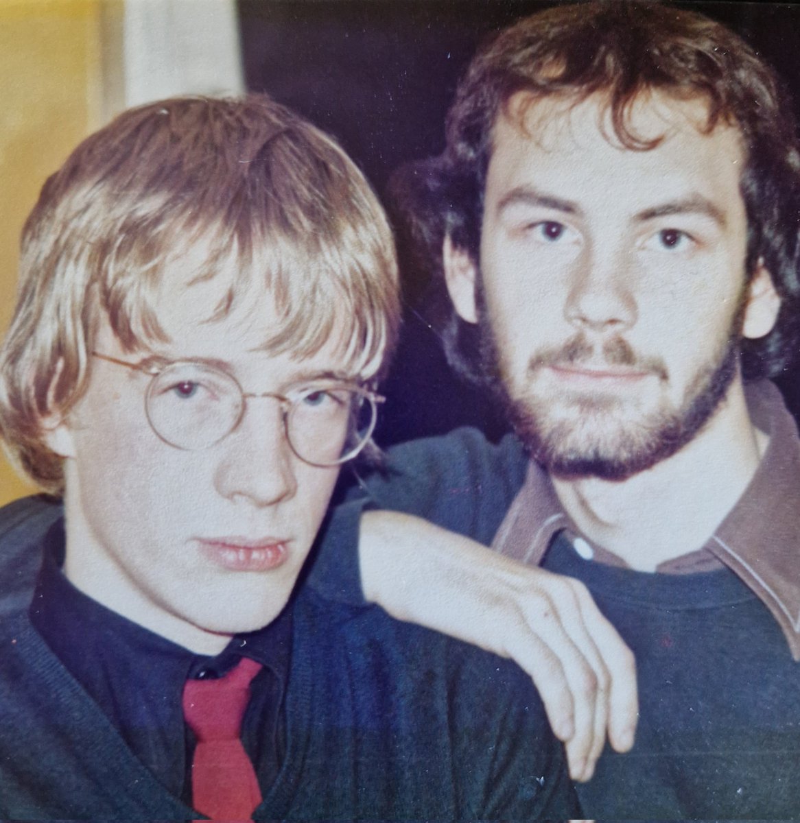 summerhousebird's tweet image. We are celebrating the fact that it is 40 years since we met and started making music together ❤️ #Sleepofbirds #fortyyearsofmurder 🍾🎂🥳 🎶 🌟🤓