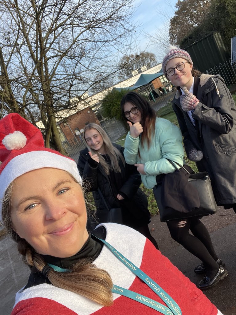 Thank  <a href="/StJamesSchool/">St James School</a> helpers for our Santa run this morning! #santarun