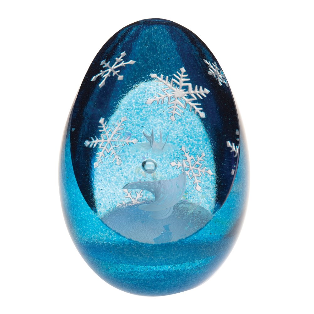 CaithnessGlass's tweet photo. Marvel at the icy beauty of her frozen realm. The mythical Snow Queen twirls and spins within her frosted kingdom in this handcrafted glass artwork. https://t.co/BT5fdD0dAl