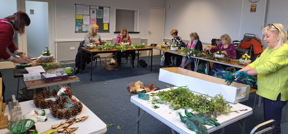 Hilary Allen 💙 tweet media