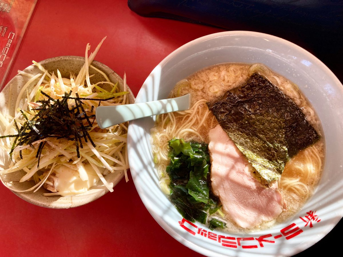 kiki88112's tweet photo. 新ラーメンショップ狭山本店　　狭山市　　ラーメン+ネギマヨ丼ミニ

ラーメンと音楽の日々！
https://t.co/xc6Ywca1KJ

#ネギだいすき #ラーショ #新ラーメンショップ狭山本店 #ラーメン #らーめん #ラーメンだいすき #埼玉ラーメン #埼玉ラーメン道場 #日本ラーメン道場 #ネギマヨ丼 #狭山市 https://t.co/TkI6dvCQUn
