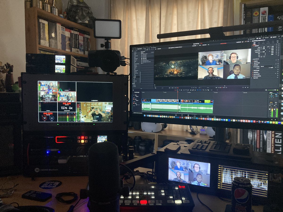 Up next on the #worldvfxday we have the amazing <a href="/Halohello_VFX/">Saint John Walker</a> with his Mega Skills Slide Deck - Watch live: youtube.com/live/JZYKljE3v…