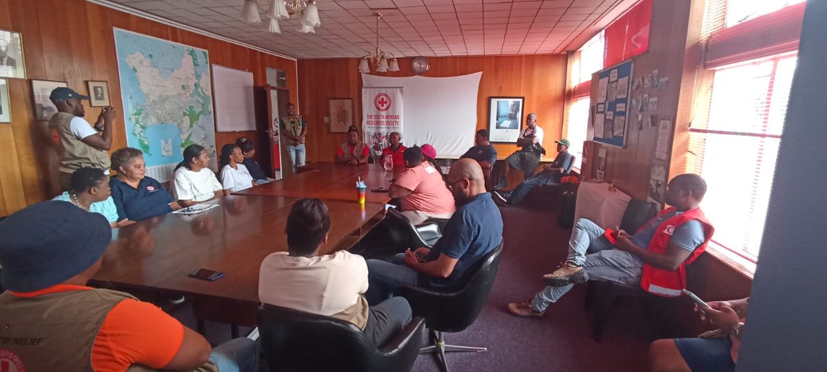 KopanoMasilo22's tweet photo. Ongoing briefing meeting with dedicated Disaster Management teams from #IFRCSouthernAfr Pretoria Cluster and @RedcrossSa. Leading discussion on the progress of the response to the Western Cape floods. Heading to the field later today to monitor the severely affected communities. https://t.co/0ztI1dIG2J