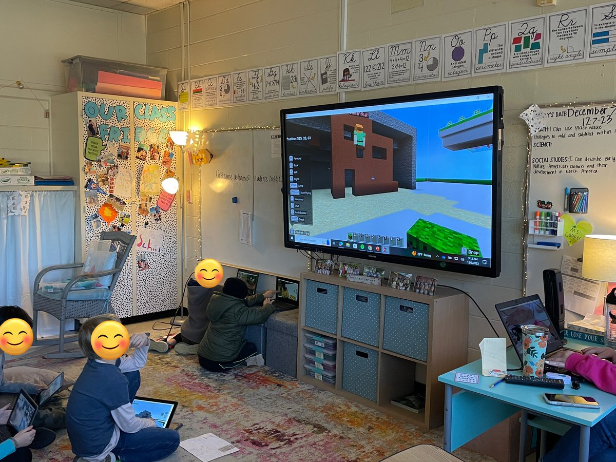 These awesome 3rd graders did a great job getting started on their collaborative regions build in <a href="/PlayCraftLearn/">Minecraft Education</a>!! Can’t wait to see what they will have created by next week! <a href="/duewest_es/">Due West</a> <a href="/Miss_Cooper2/">Haley Cooper</a> 

#CobbInTech <a href="/CobbInTech/">CobbInTech</a>